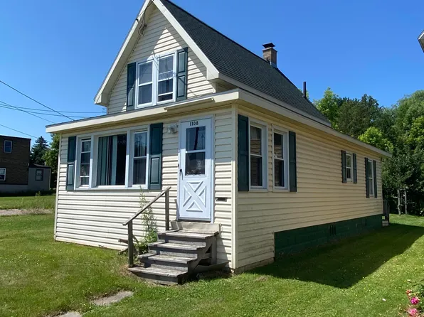 1108 Seymour Sault Ste Marie Cir, Sault Sainte Marie, MI 49783