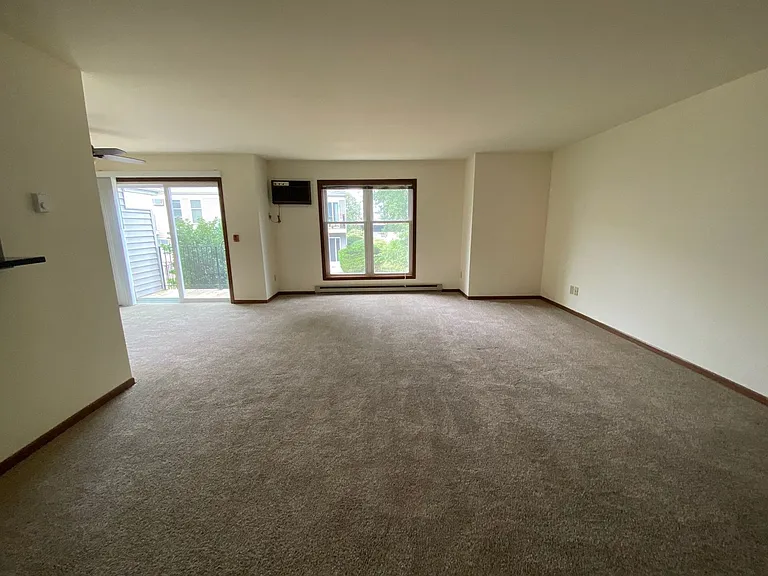 High Point Commons Apartments — Photo 137