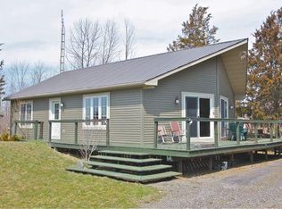 223 Lower Cliff Dr, Kelleys Island, OH 43438