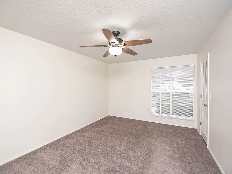 7050 N Highway 1 #103 — Photo 21