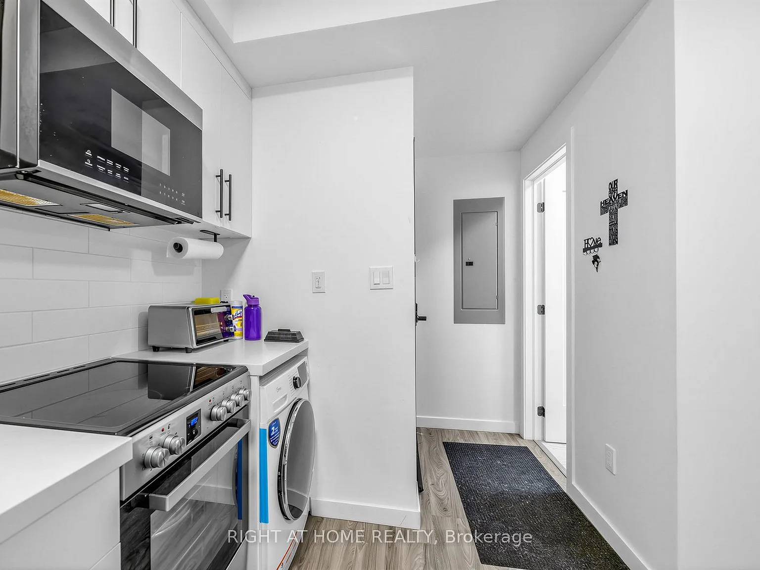 Studio, $1,650 — Photo 4
