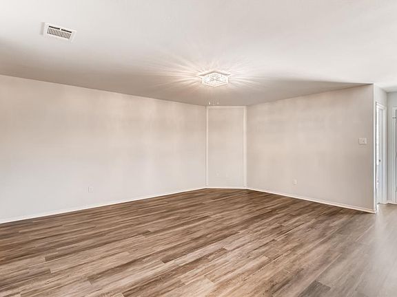 5th image of 9901 Laurel Cherry Dr