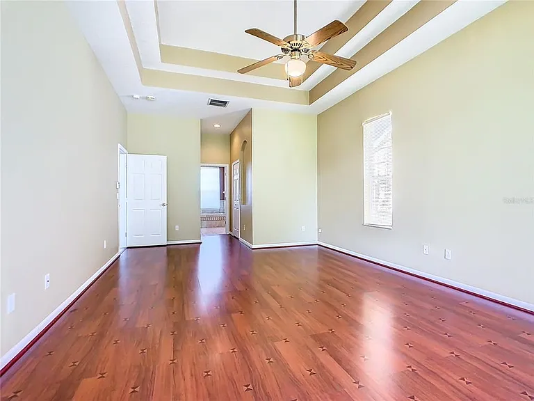 4925 Brightmour Cir — Photo 37