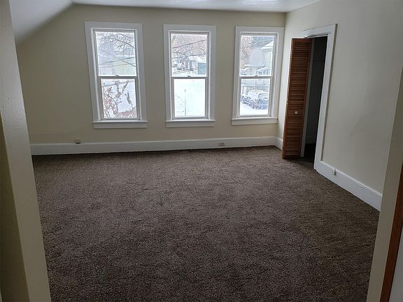 3rd image of 517A S 13th St