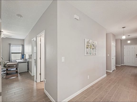 4th image of 75682 Pondside Ln
