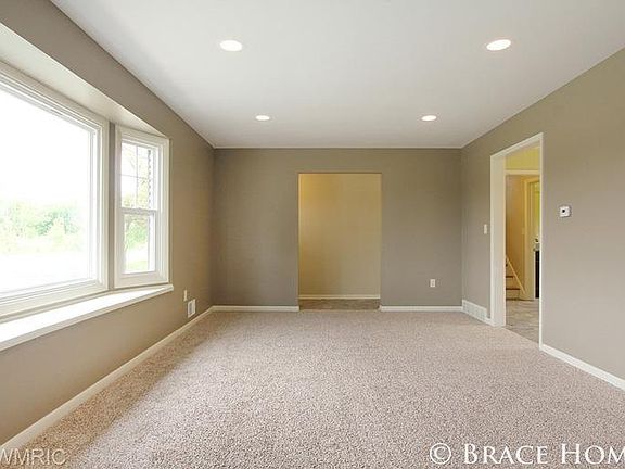 3rd image of 8360 Clyde Park Ave SW