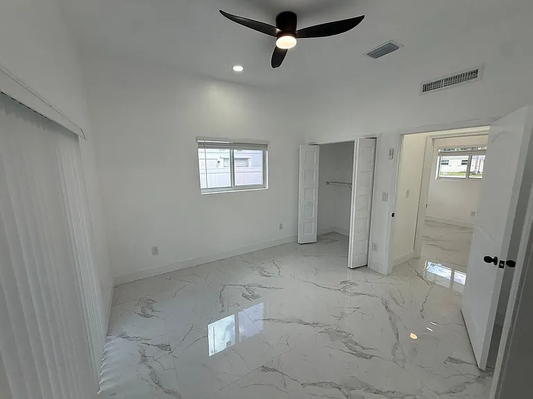 6319 Southgate Blvd — Photo 25