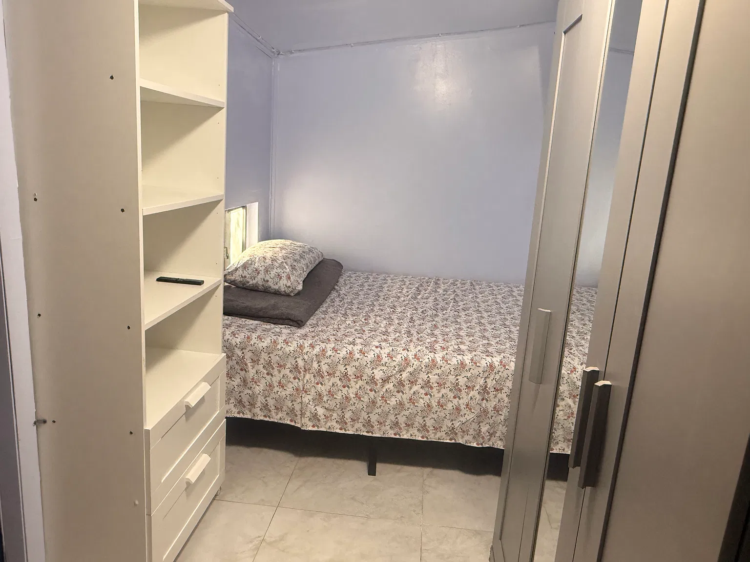 Studio, 200 sqft, $800 — Photo 4
