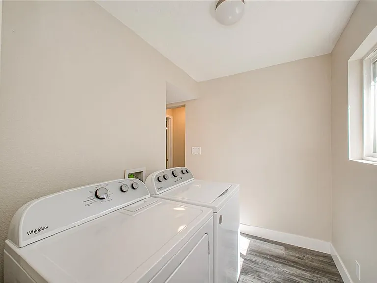 3316 W Cherry Ln — Photo 8