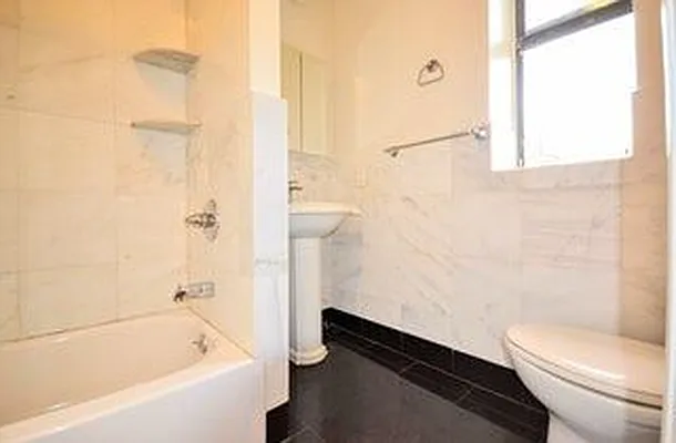 Rented by Bold New York | media 27