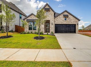 4629 Clearcrest Rd, Midlothian, TX 76065
