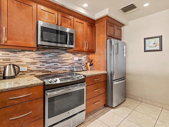 5th image of 2560 Kekaa Dr Unit F202