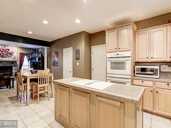 Large Kitchen with double ovens