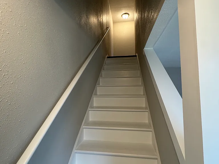 125 NW 14th St #1 — Photo 9