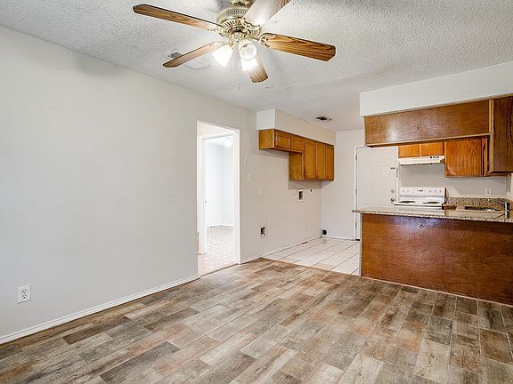 5th image of 1009 W 4th St #1009
