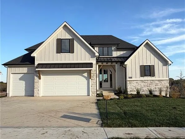 18505 Windsor St, Overland Park, KS 66085