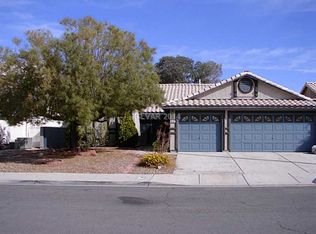 936 River Mountain Dr, Henderson, NV 89015