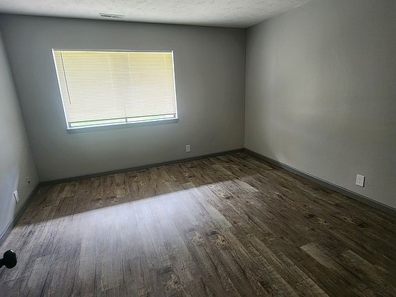 2nd image of 3915 N 109th Plz #1