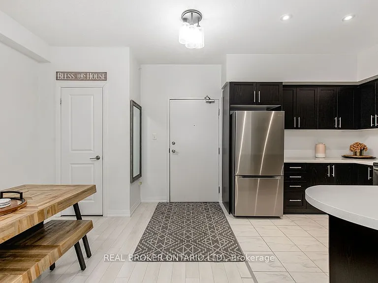 304 Essa Rd #609 — Photo 5