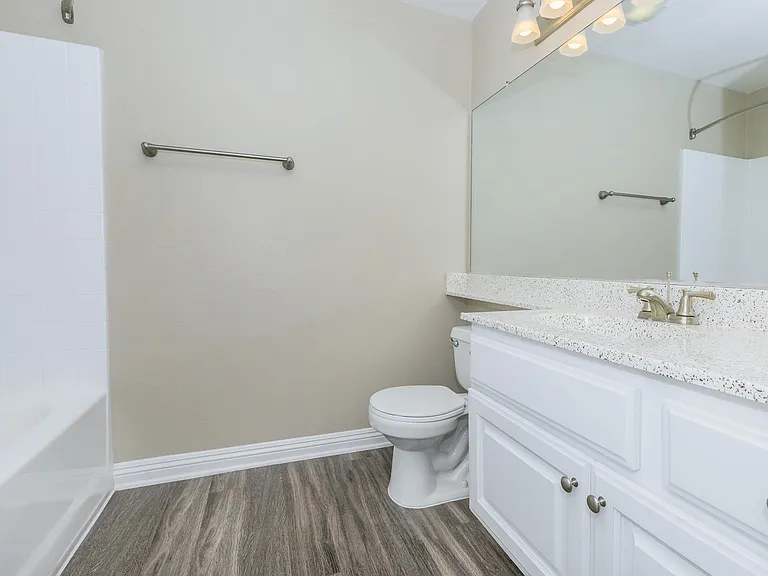 Villas Antonio Apartment Homes — Photo 50