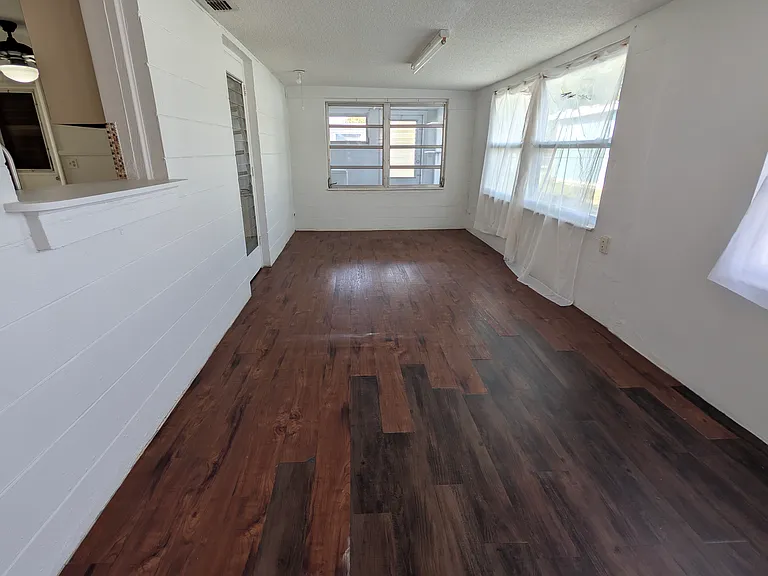 4835 Blossom Dr — Photo 18