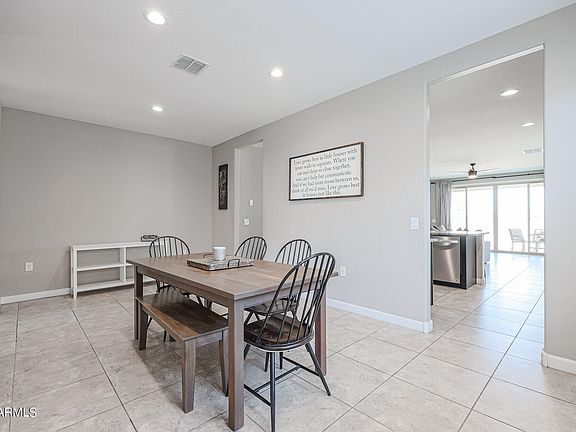 5th image of 2968 N Amber Drive