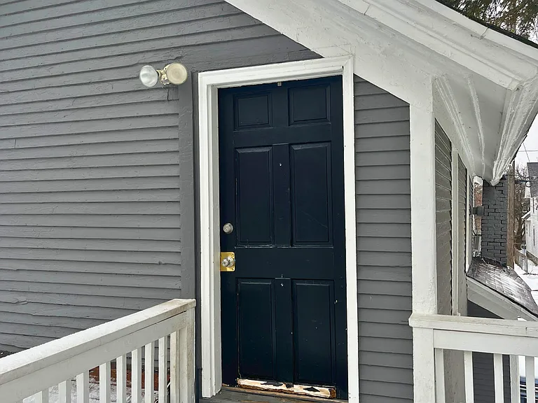 1006 Douglas St NW #2 — Photo 4