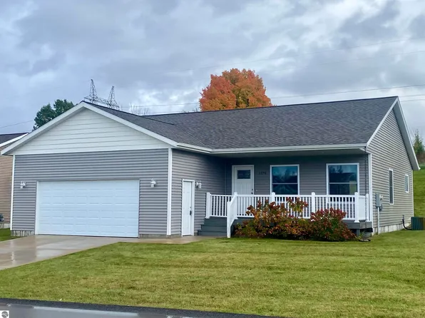 1179 Umber Dr, Traverse City, MI 49696