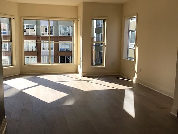 5th image of 755 Eddy St