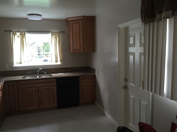 Kitchen2