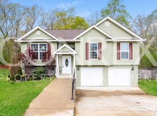 532 Cedar Valley Dr, Clarksville, TN 37043