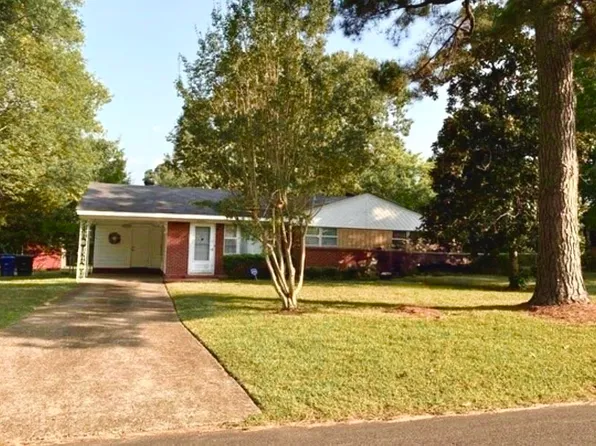 6323 Santa Monica Blvd, Shreveport, LA 71119