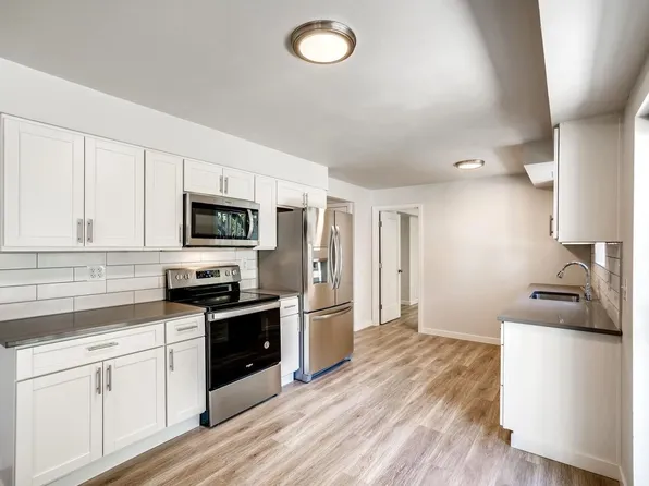 4721 43rd Ave S, 4721 43rd Ave S #B, Seattle, WA 98118