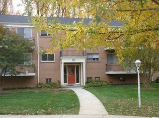 10619 Weymouth St. #103, Bethesda, MD 20814