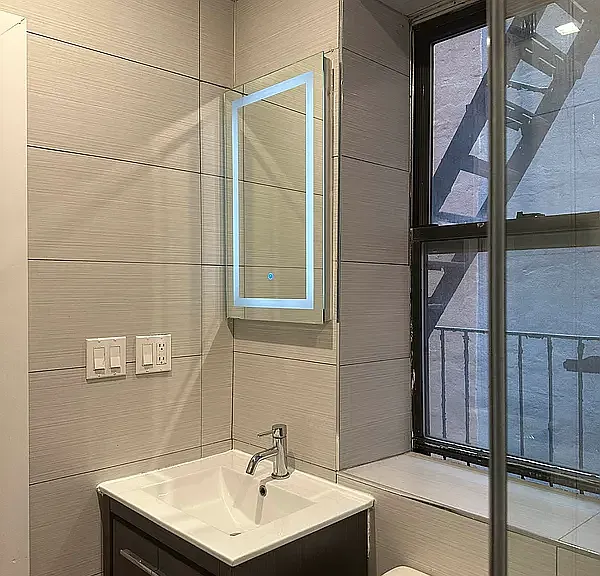 411 E 118th St #1C — Photo 4