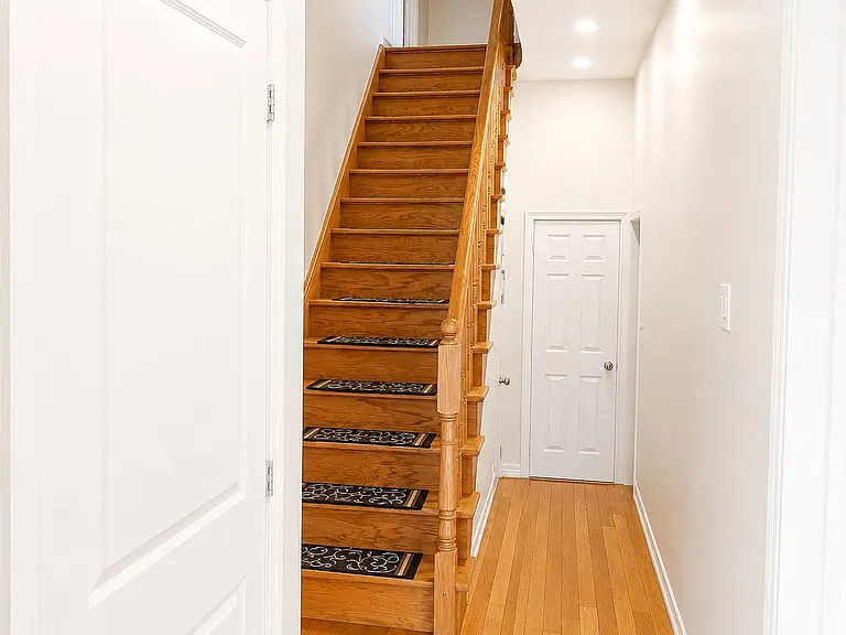15 Ryder Cres — Photo 17