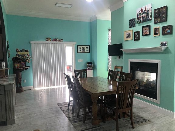 3rd image of 4105 Fillmore Dr