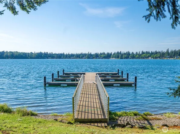 4 Thornewood Lane SW, Lakewood, WA 98498