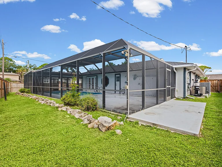 240 Eider Rd — Photo 50