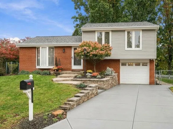 534 Fieldcrest Dr, Pittsburgh, PA 15209