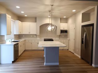 6394 Jackson Spring Rd, Las Vegas, NV 89118