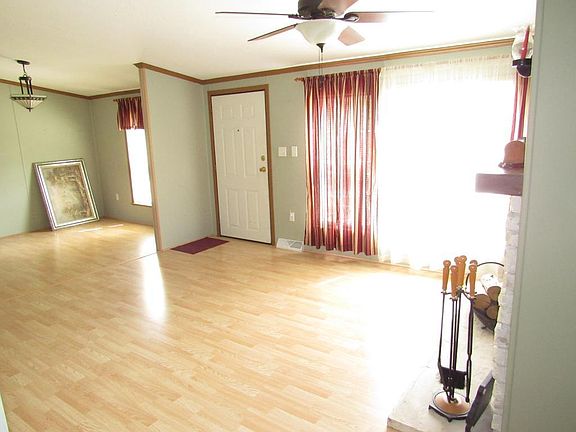 2nd image of 410 N Pine St