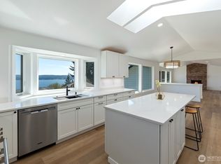 800 Thorndyke Rd, Port Ludlow, WA 98365