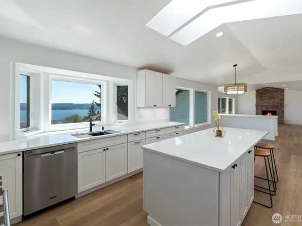 800 Thorndyke Road, Port Ludlow, WA 98635