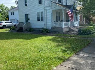 45 College St #3, Clinton, NY 13323