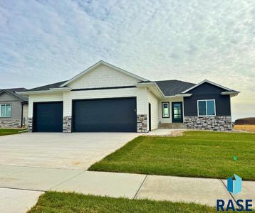 828 S Melissa Ave, Harrisburg, SD, 57032
