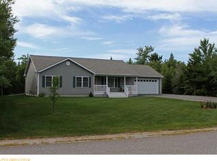 30 Tamarac Rd, Ellsworth, ME 04605