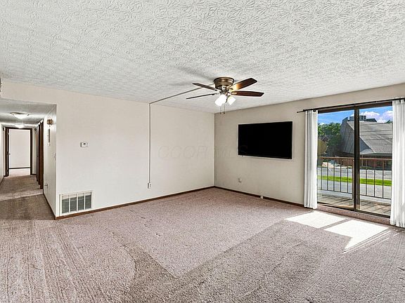 3rd image of 4115 Karl Rd APT 201