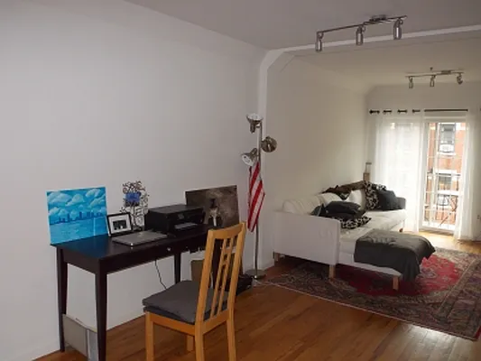 Rented by Citi Habitats | media 11