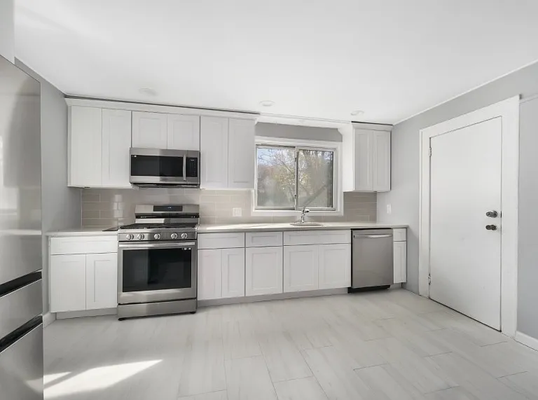 150 Fairview Ave — Photo 12